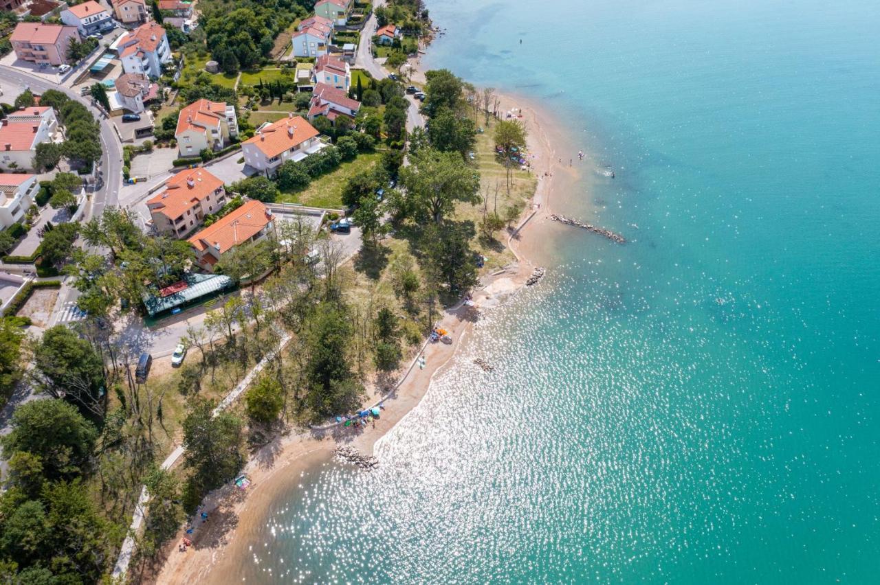 Seafront Maris By El-pi Tours * Dobrinj