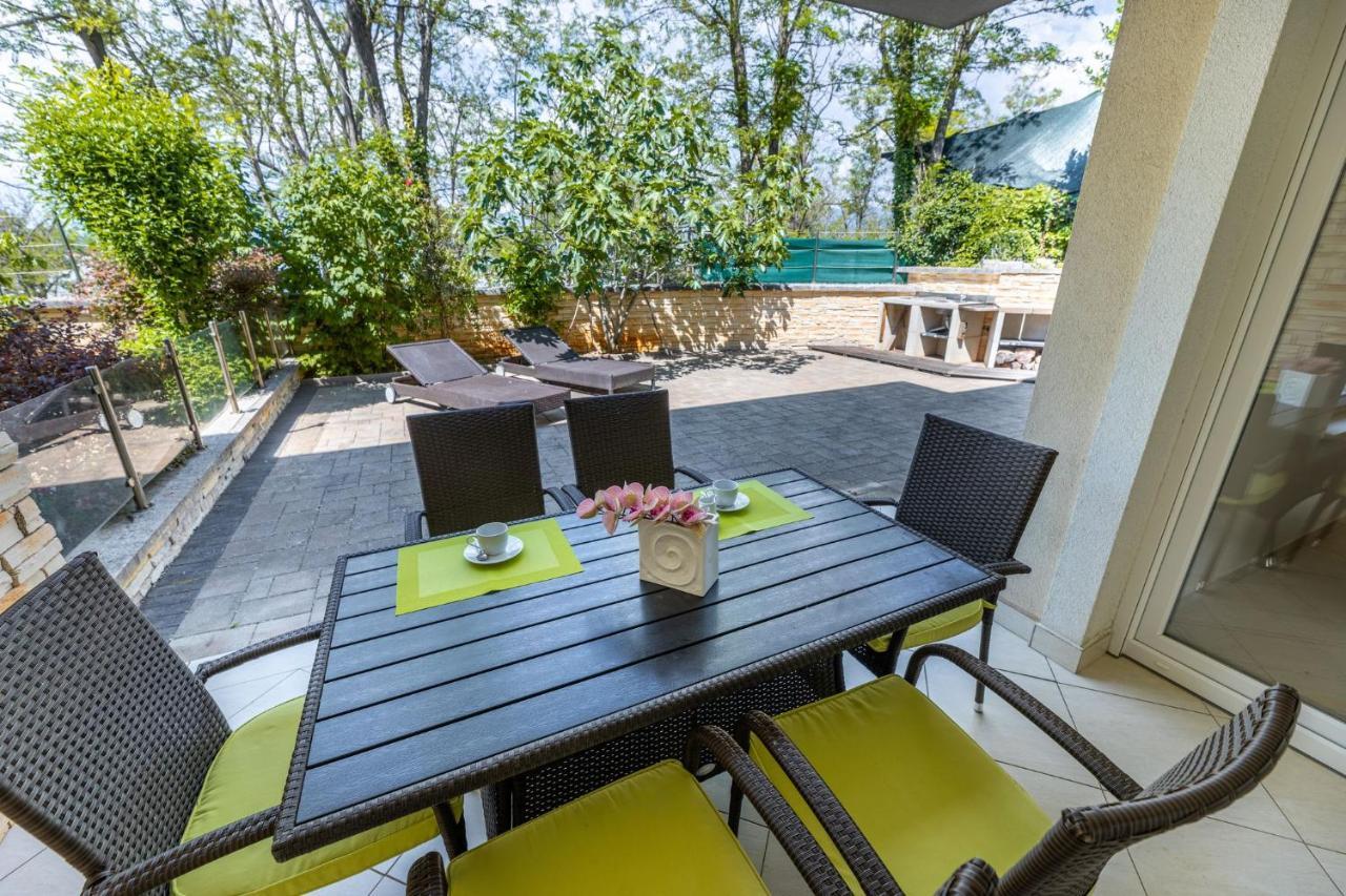 Seafront Maris By El-pi Tours Apartment Dobrinj