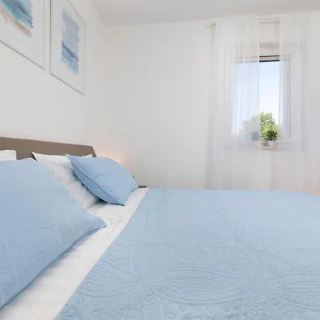 Seafront Maris By El-Pi Tours Apartment Dobrinj Exterior photo