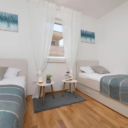 Seafront Maris By El-Pi Tours Apartment Dobrinj Exterior photo