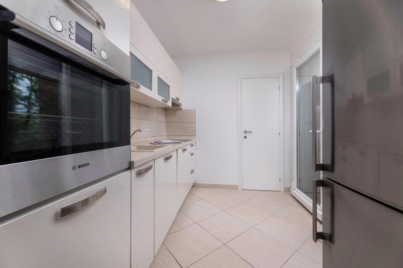 Apartment Seafront Maris By El-pi Tours *