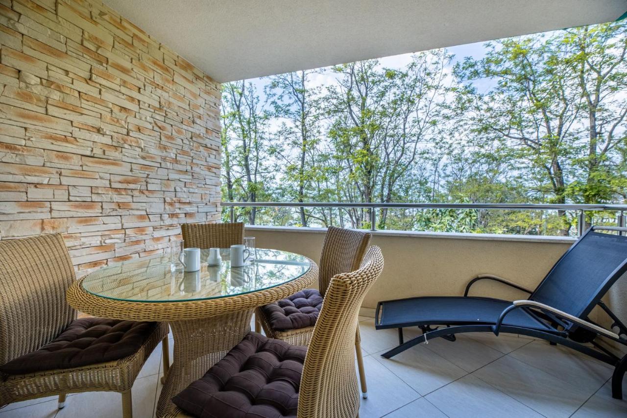 Apartment Seafront Maris By El-pi Tours *