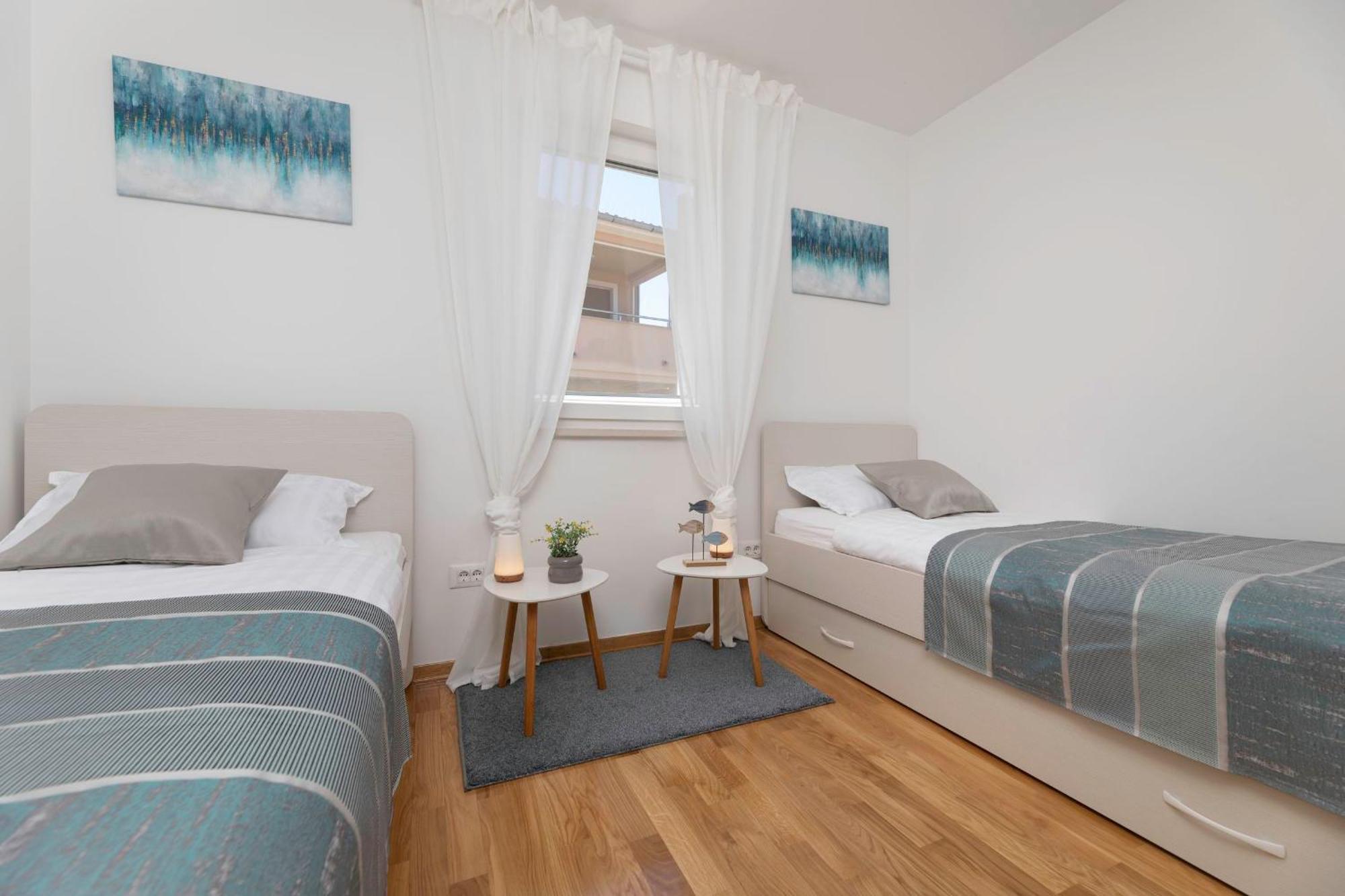 Apartment Seafront Maris By El-pi Tours *